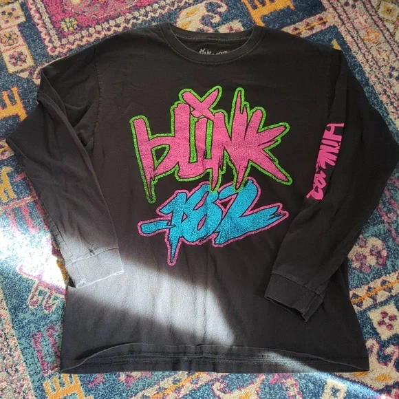 BLINK-182 SHIRT - Picture 1 of 5